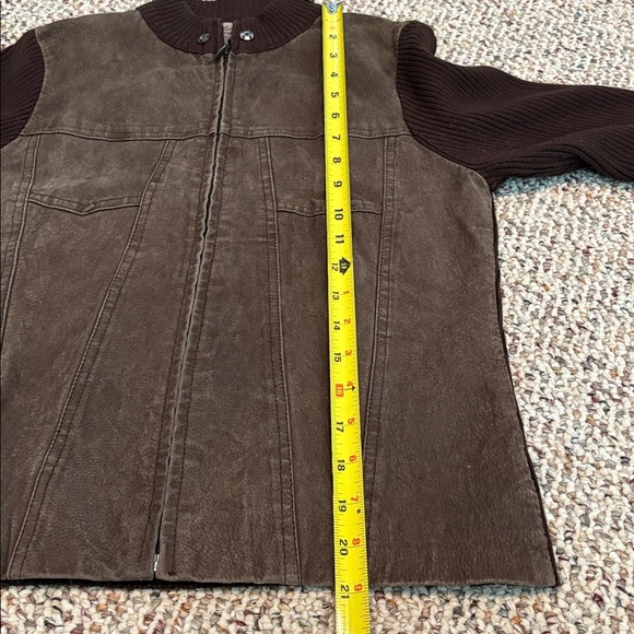 Escapade Brown Suede Bomber Style Zip Up Jacket with Faux Fur Collar. Med Petite - Picture 10 of 10